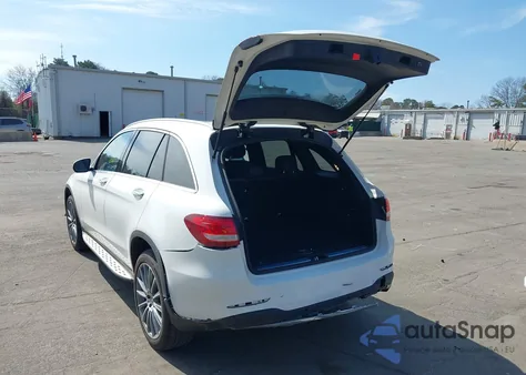 2018 Mercedes-Benz Glc 300 4Matic из США, поврежденный, VIN WDC0G4KB3JV065585